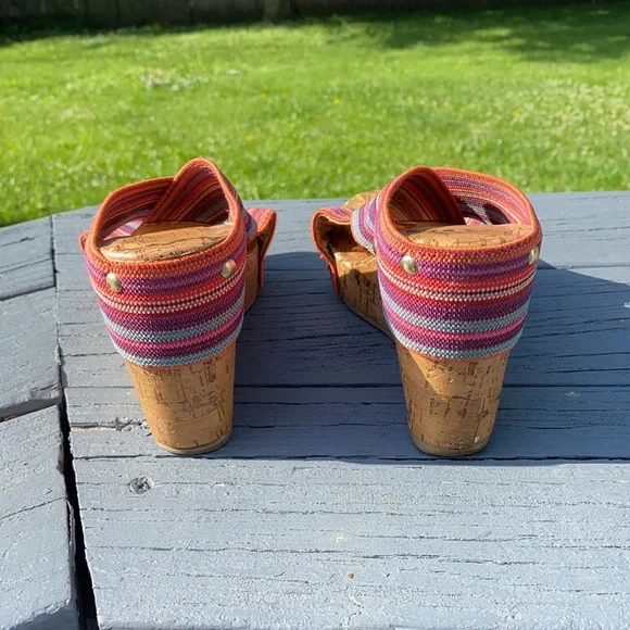 Montego Bay Club Summer Wedge Heels Rainbow size 7 size 7.5 - Picture 4 of 5